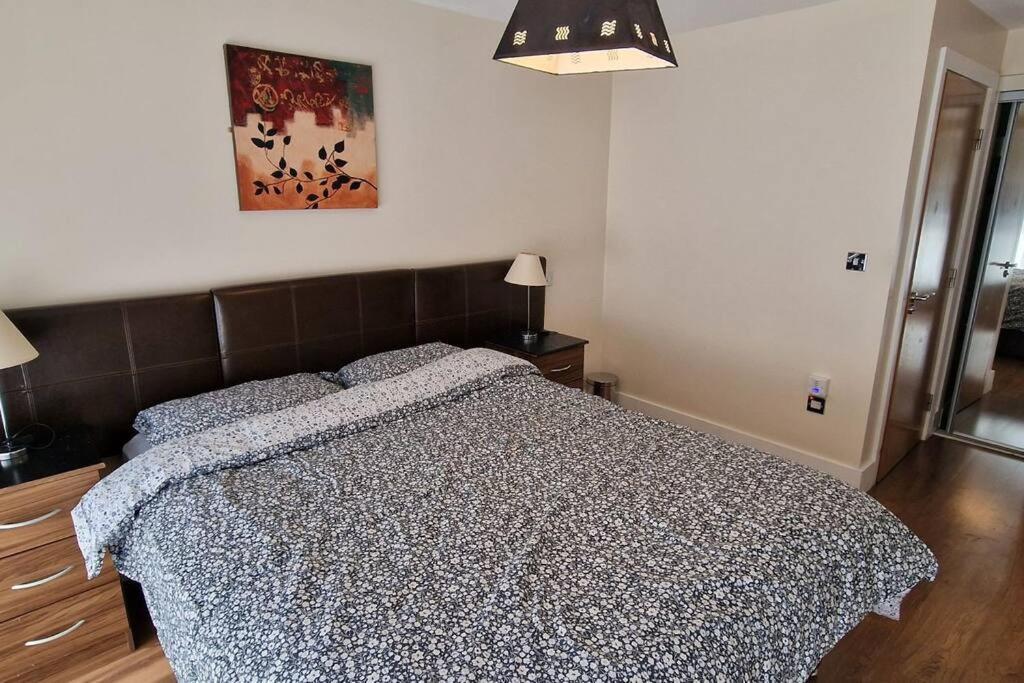 2 Bedroom Apartment Central Birmingham City Centre Exterior photo